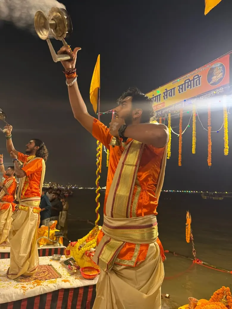 Vedic Pandit Ganga Aarti Ceremony - Traditional Hindu rituals with Ganga Aarti booking and Vedic Puja services